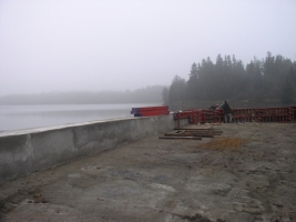 Stavba nového bezpečnostního přelivu rybníku Osika 
